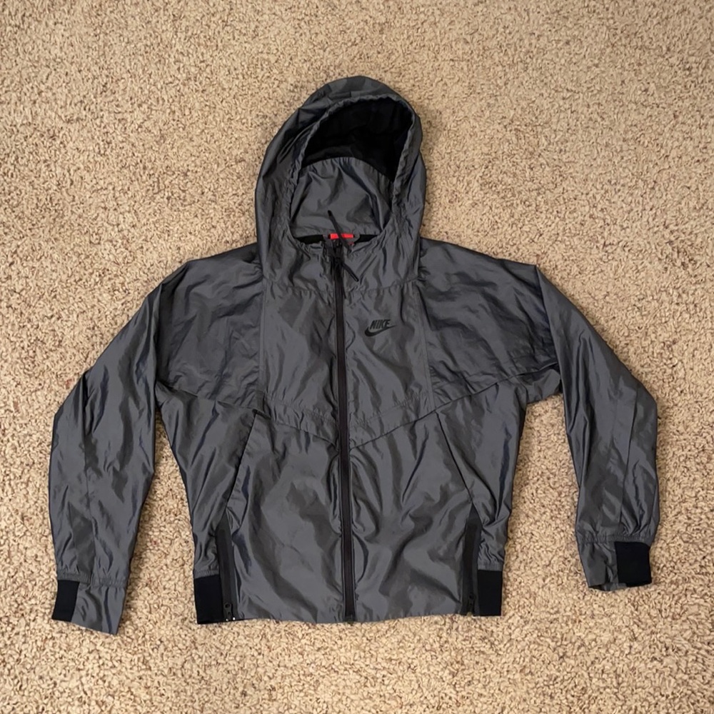 NIKE Windbreaker